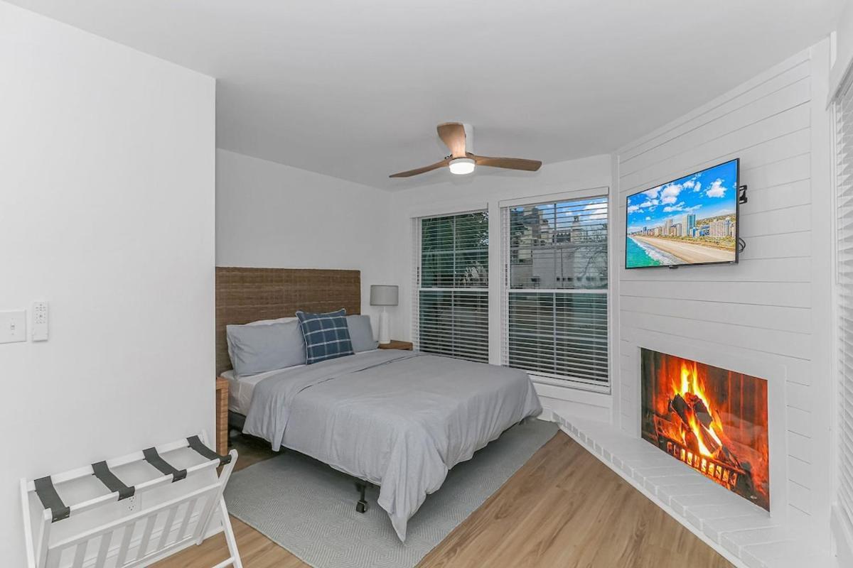 Sunny Shore Retreat Near