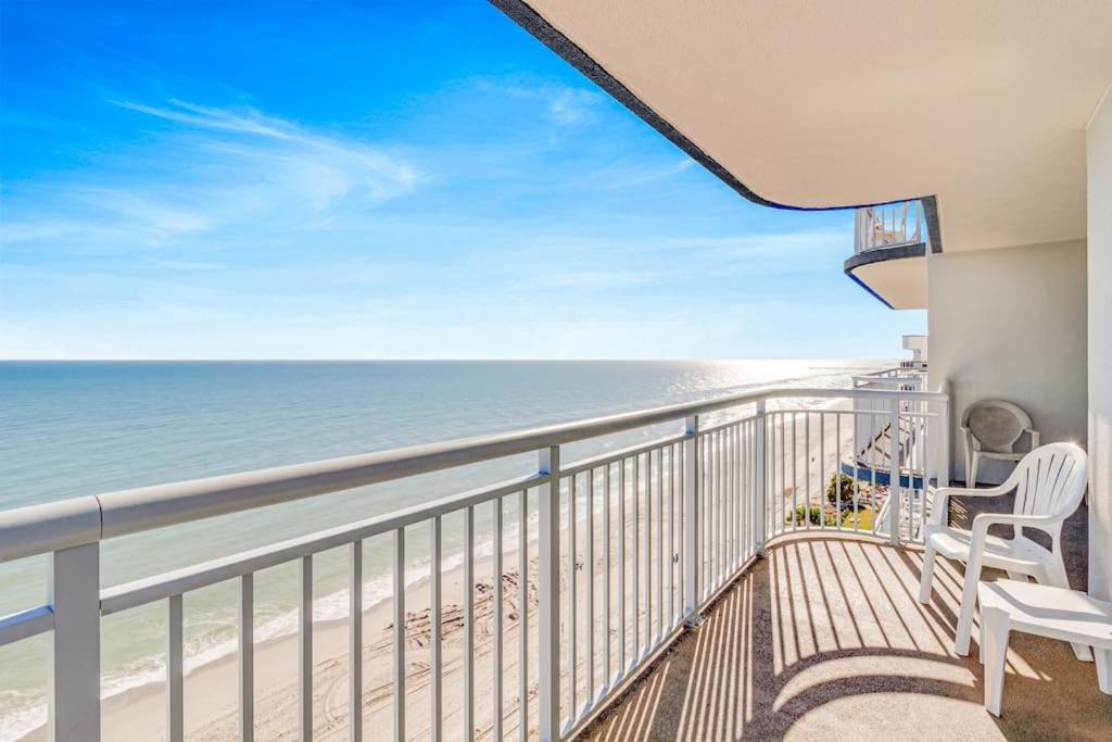 Ocean Front Grand Atlantic 3 Bedroom 2 Bathroom Grand Atlantic Holiday home