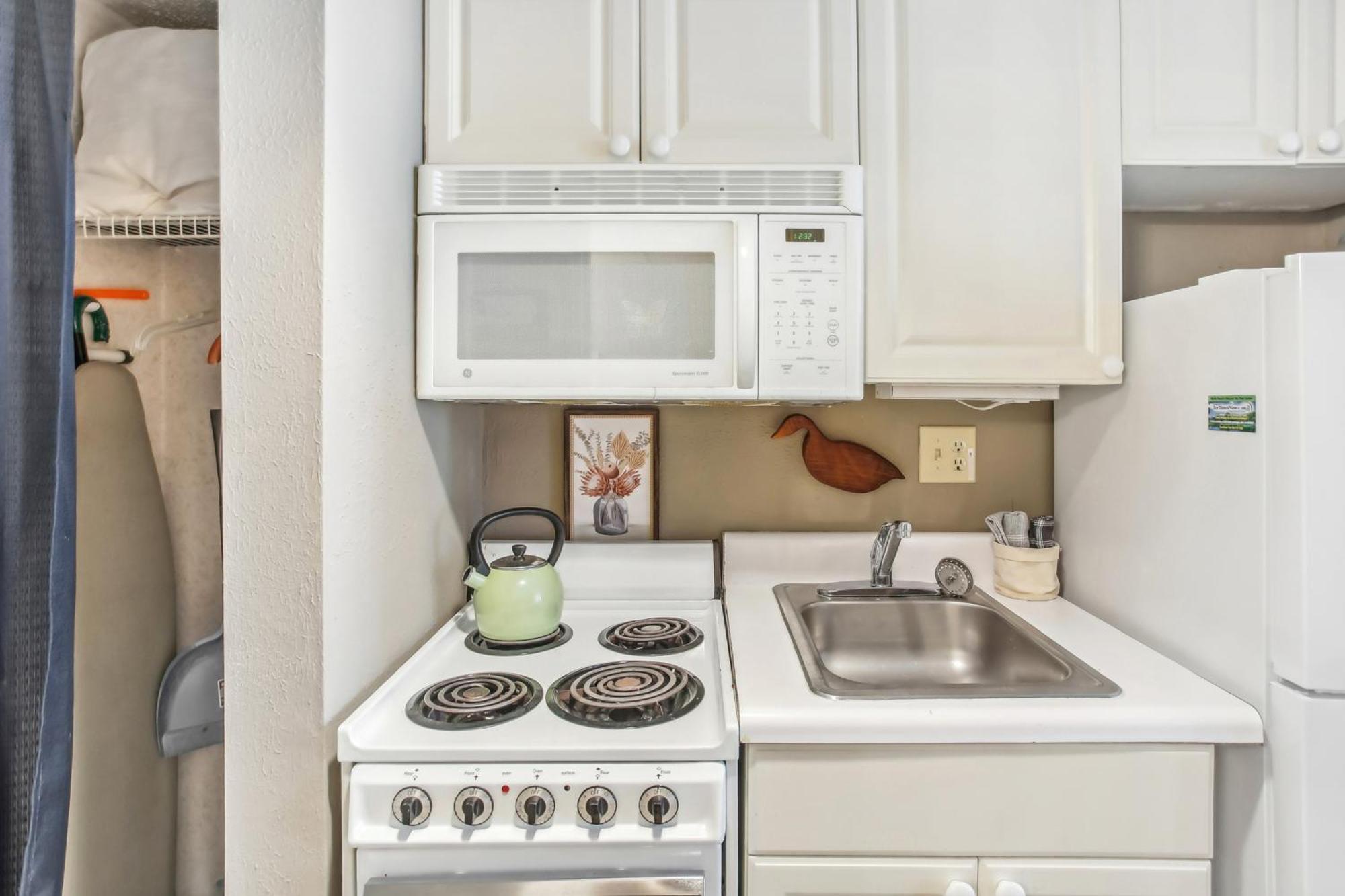 Apartment Caravelle Tower Walk To Myrtle Beach