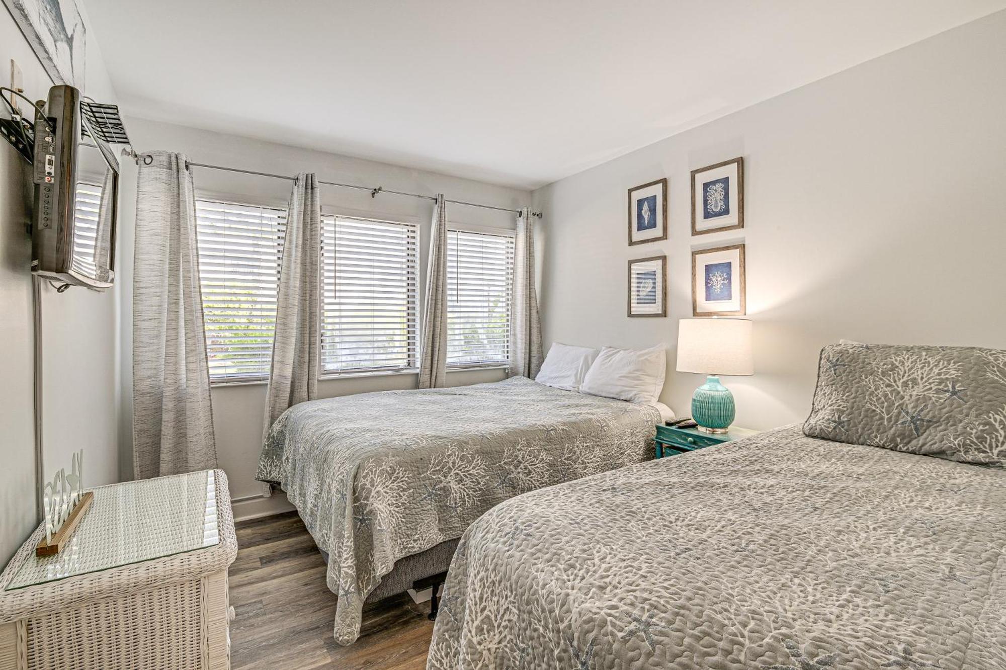Apartment Myrtle With Patio, And Pool Access!