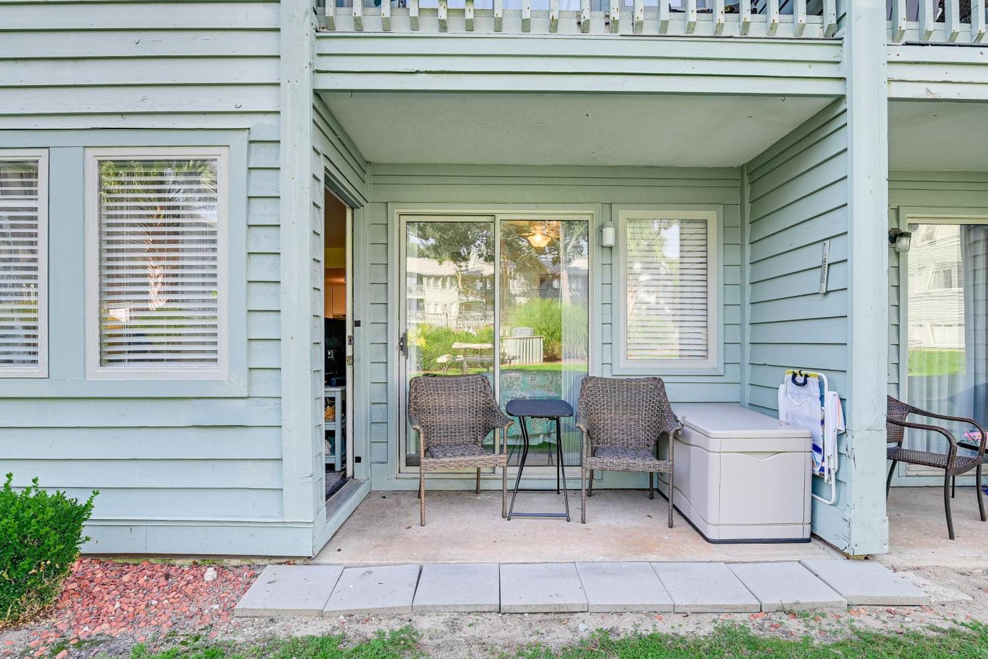 Myrtle With Patio, And Pool Access! * Myrtle Beach