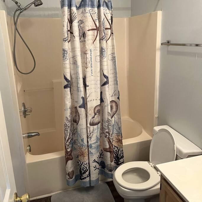 Apartment Hole In One Experience At River Oaks I