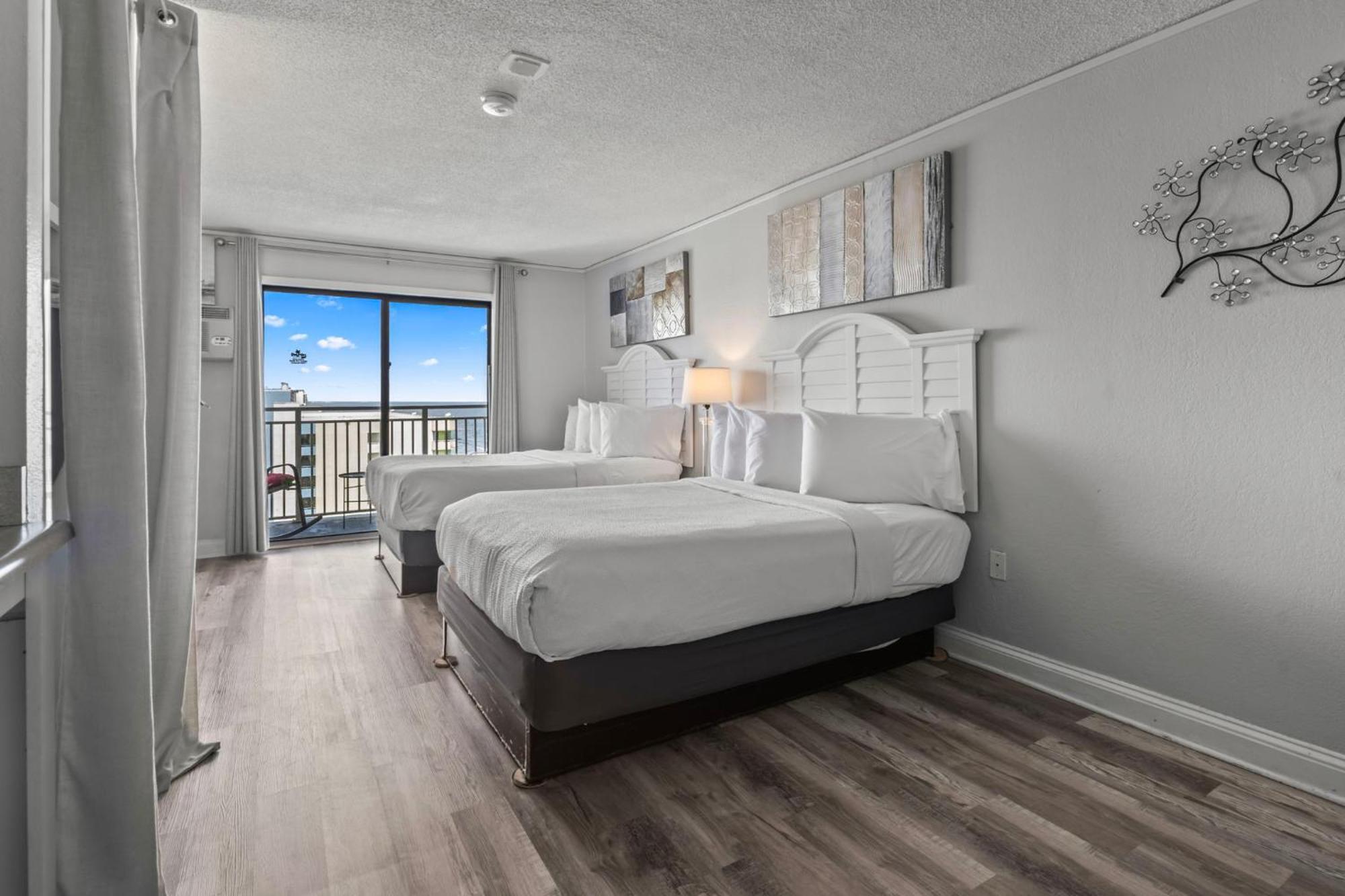 Gorgeous Double Queen Suite! Sleeps 4! Sea Mist 51602 Myrtle Beach