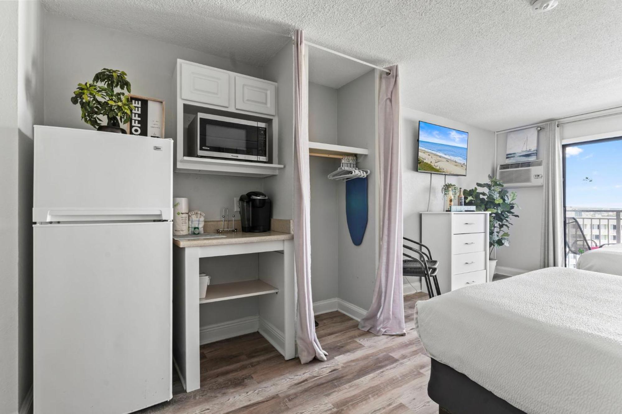 Gorgeous Double Queen Suite! Sleeps 4! Sea Mist 51602 Myrtle Beach