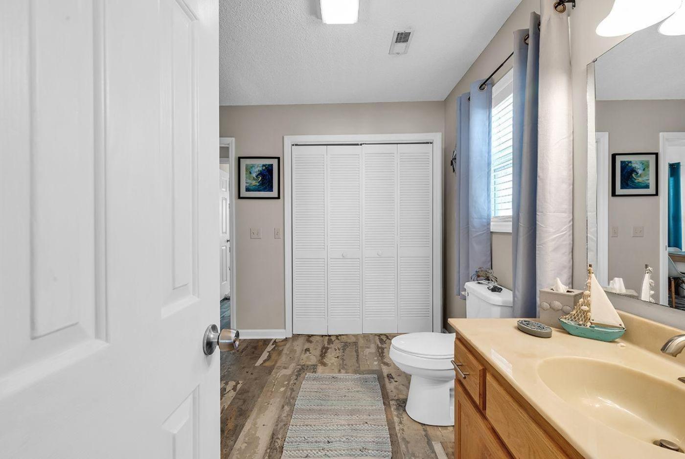 4722 Surf Street 3br 2 Full Bath * Myrtle Beach
