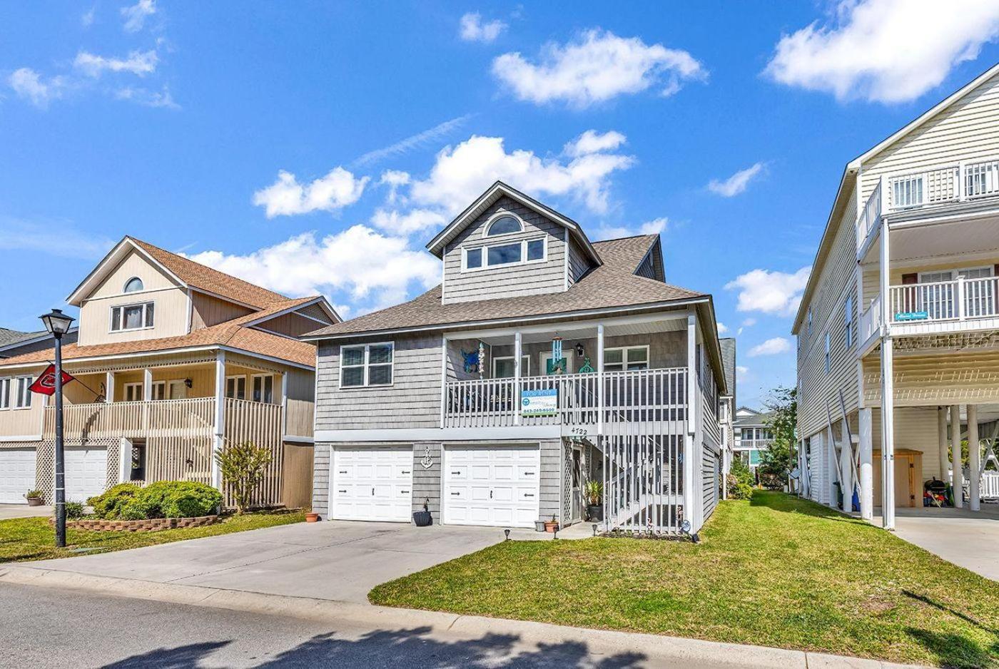 4722 Surf Street 3br 2 Full Bath