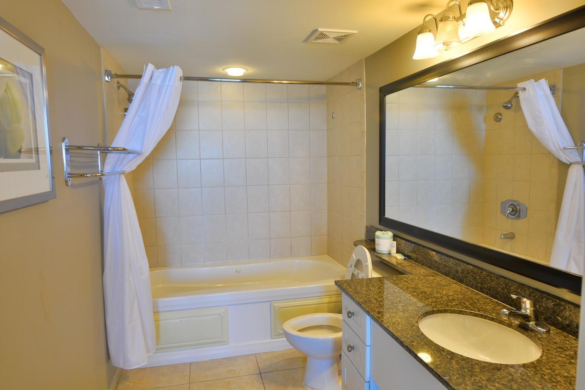 Stunning Ocean Front 2bd On The Second Floor, In Heart Of Mb Myrtle Beach