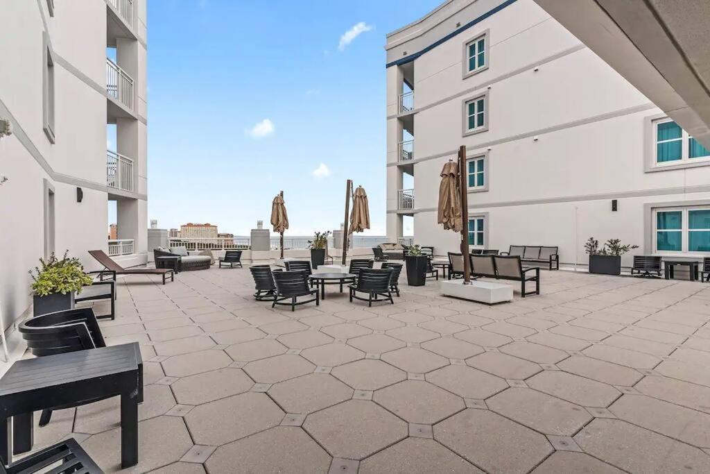Apartment Spacious Luxurious 2b2b Ocean View Sleeps 8 Myrtle Beach