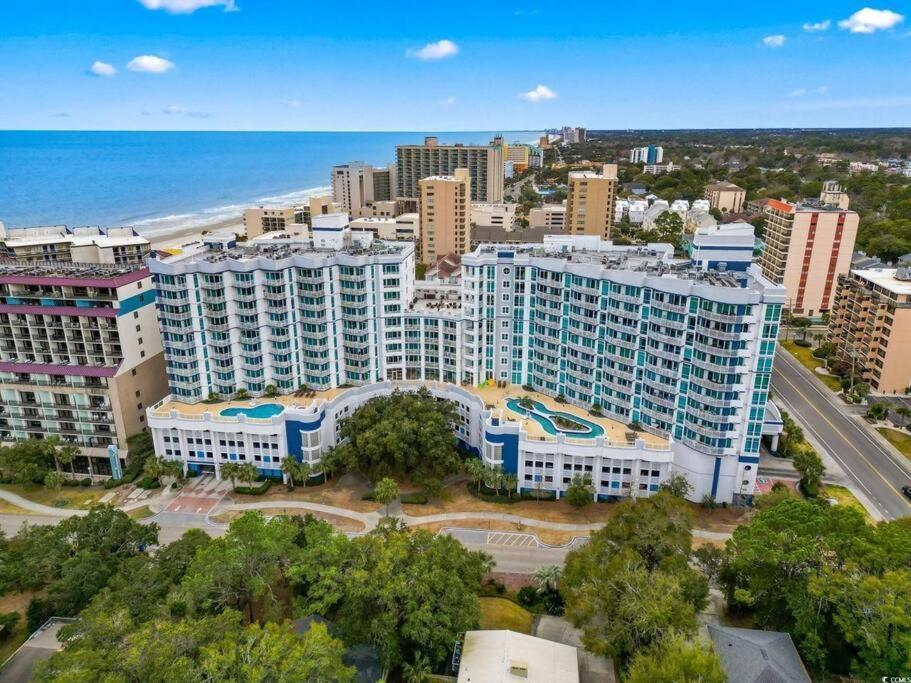 Spacious Luxurious 2b2b Ocean View Sleeps 8 Apartment *