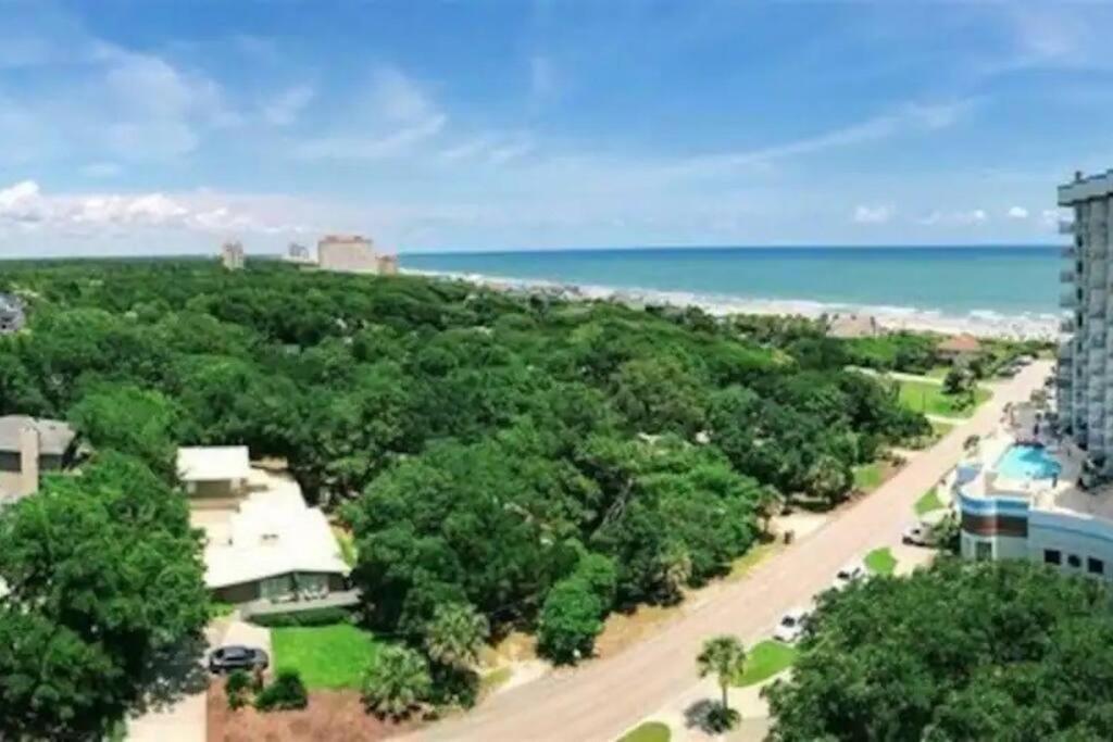 Apartment Spacious Luxurious 2b2b Ocean View Sleeps 8 *