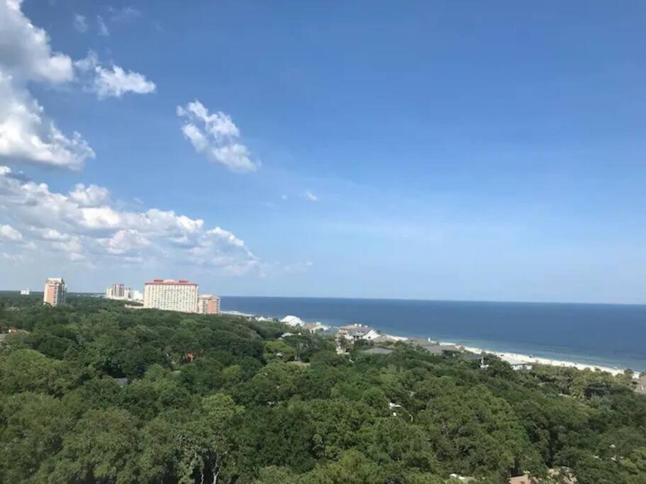 Spacious Luxurious 2b2b Ocean View Sleeps 8 Apartment *