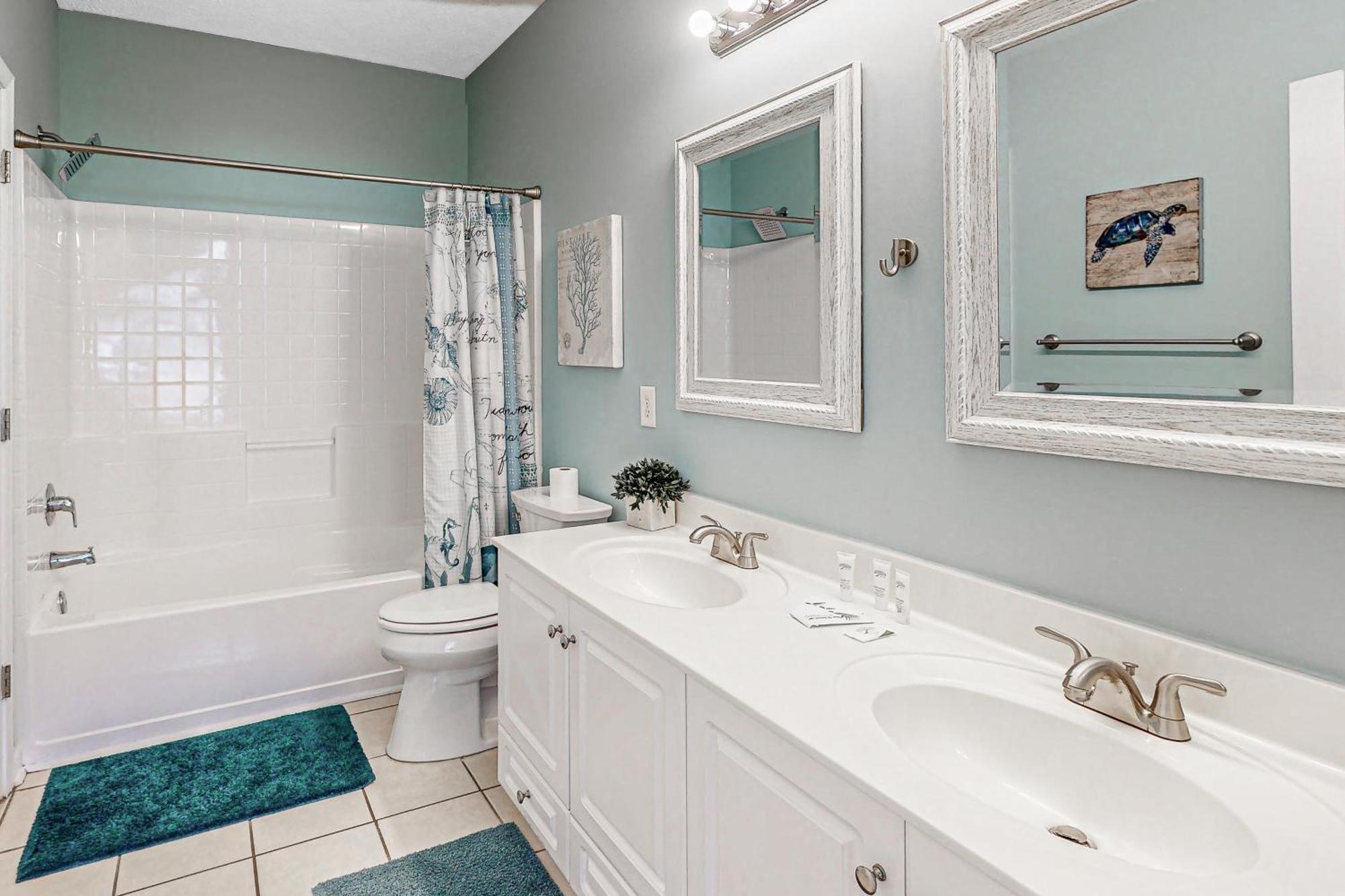 Ocean Keyes Beauty Apartment