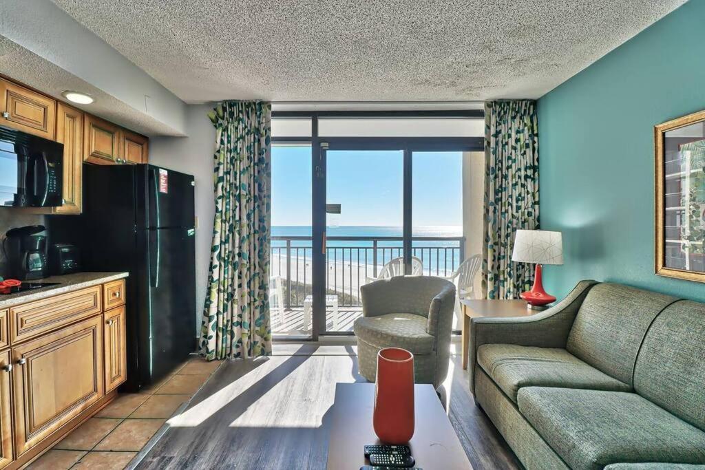 Breathtaking Beachfront Bliss! 619 *