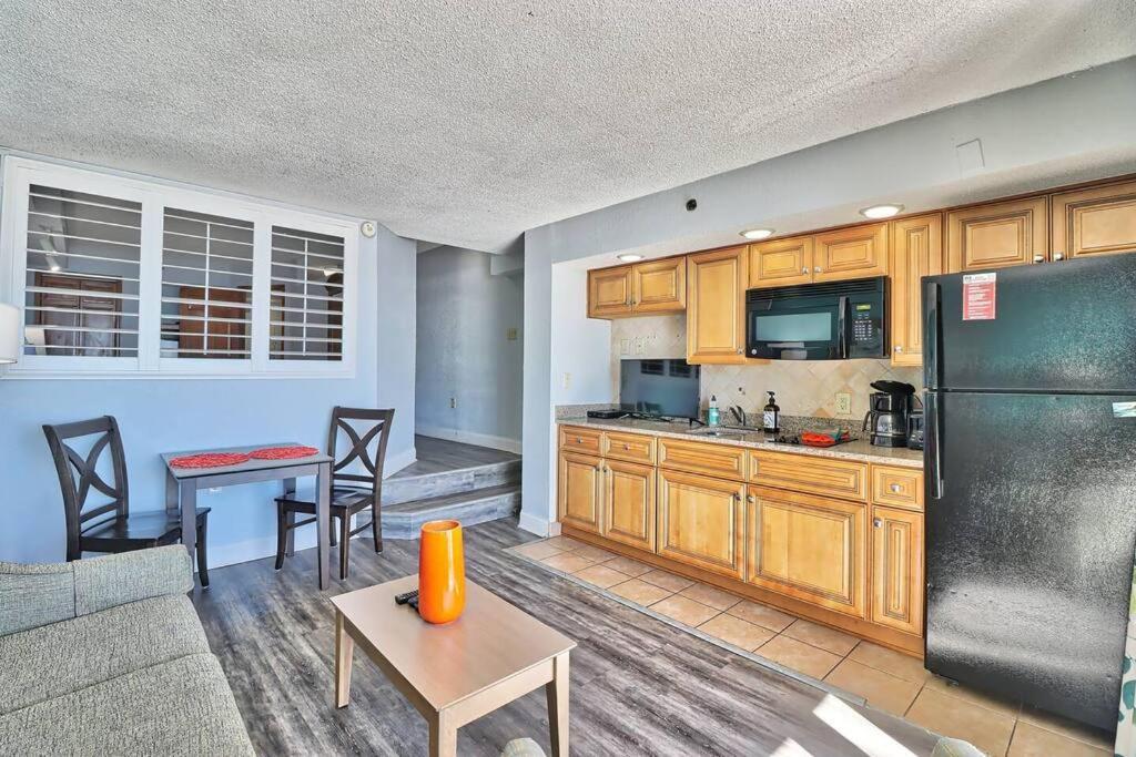 Breathtaking Beachfront Bliss! 619 Myrtle Beach
