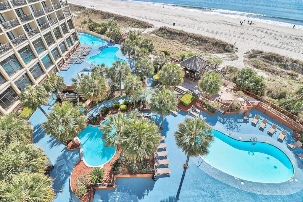 Apartment Breathtaking Beachfront Bliss! 619 *