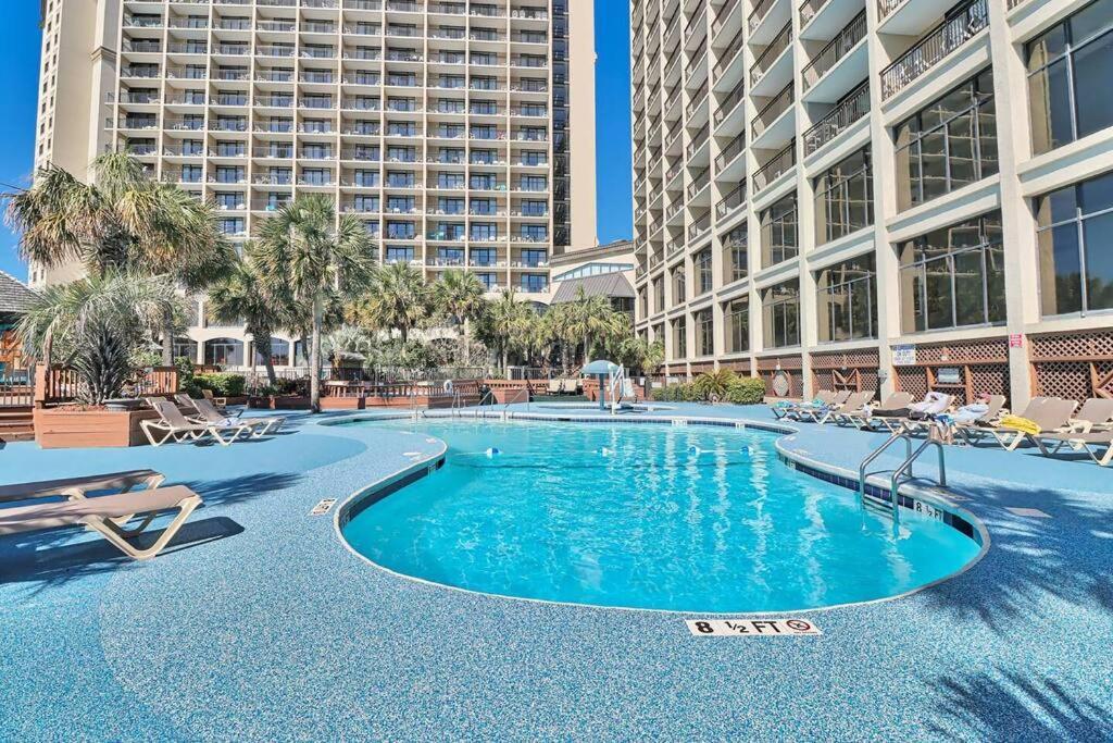 Apartment Breathtaking Beachfront Bliss! 619
