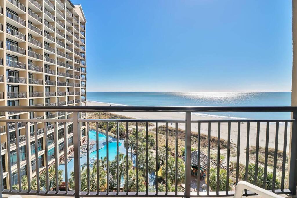 Apartment Breathtaking Beachfront Bliss! 619