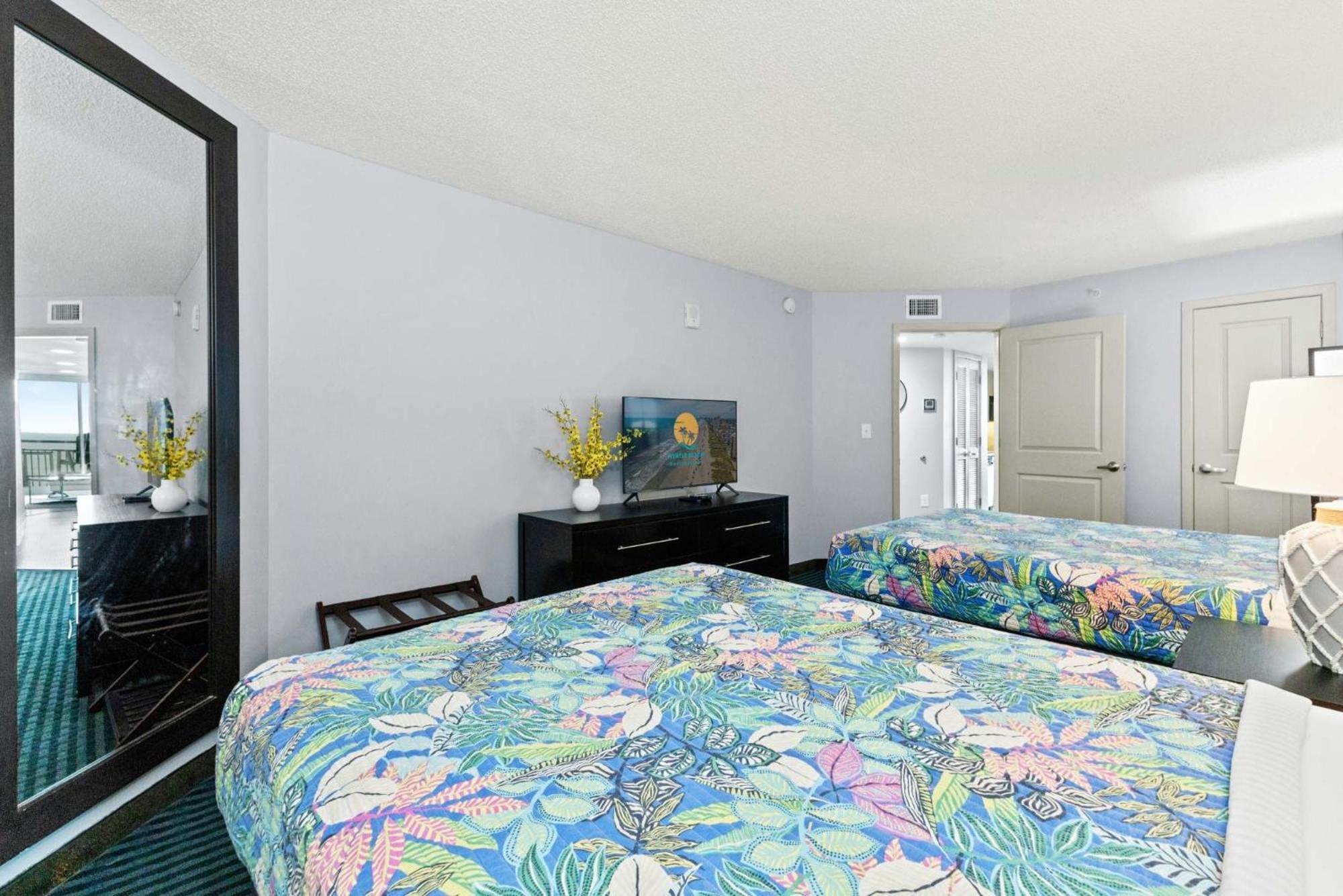 Oceans One Unit 404 - Oceanfront *