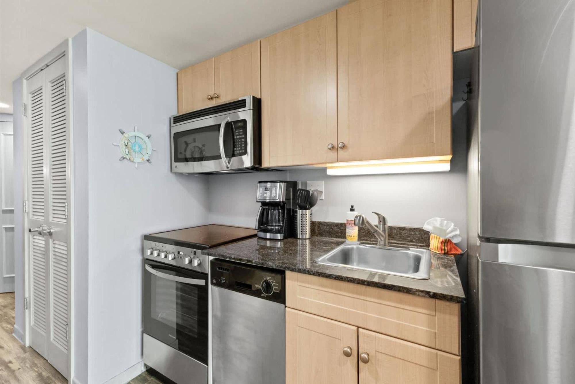 Holiday home Oceans One Unit 404 - Oceanfront *