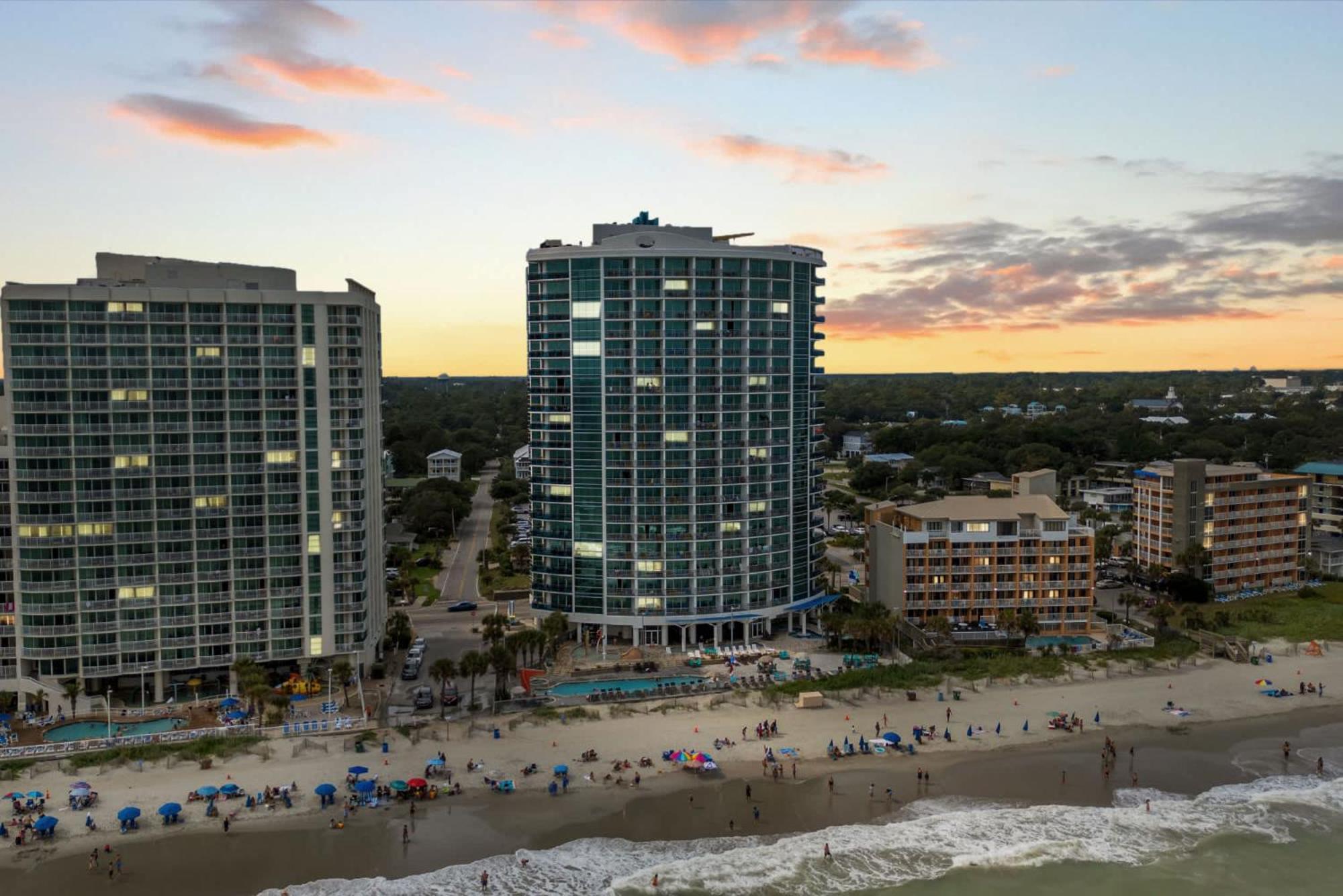 Holiday home Oceans One Unit 404 - Oceanfront