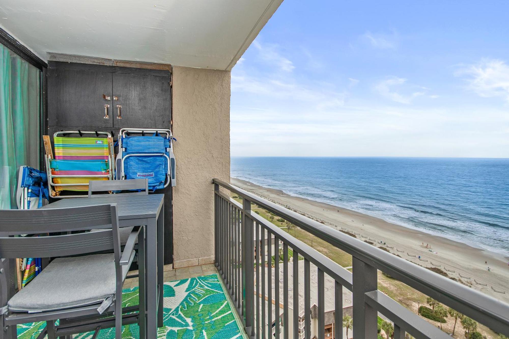 Super Cute Oceanfront Gem