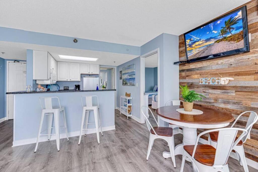 Lux High-end Haven Oceanfront Suite! Dogs Ok! 1606 Myrtle Beach