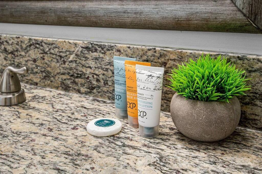 Unwind By The Waves Oceanfront Cr 1506 Apartment *