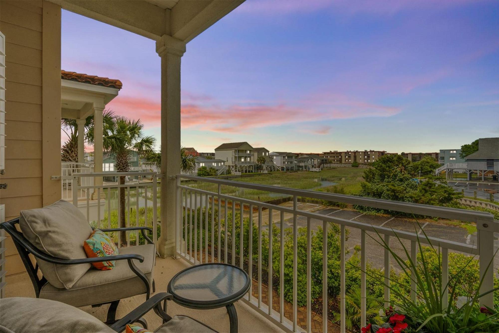 5 Bedrooms Oceanview Cherry Grove Holiday home *