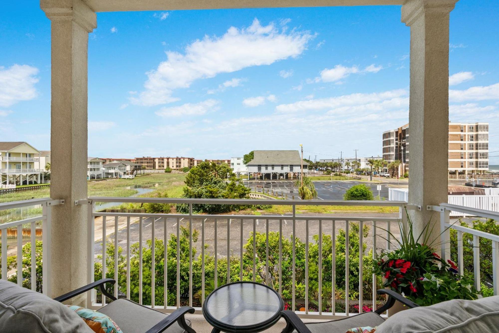 5 Bedrooms Oceanview Cherry Grove Holiday home