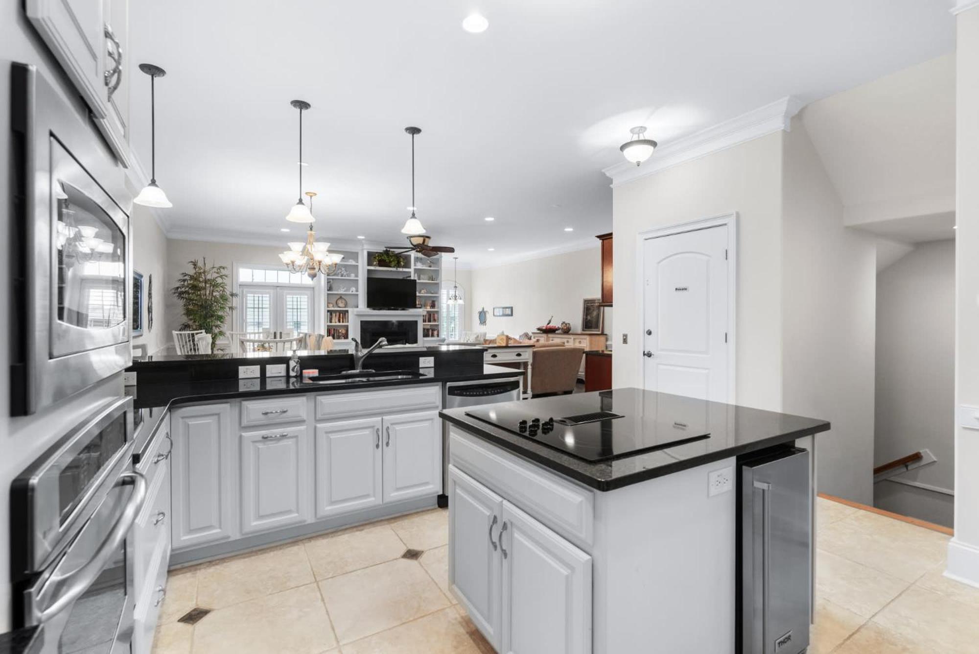 5 Bedrooms Oceanview Cherry Grove Holiday home Myrtle Beach