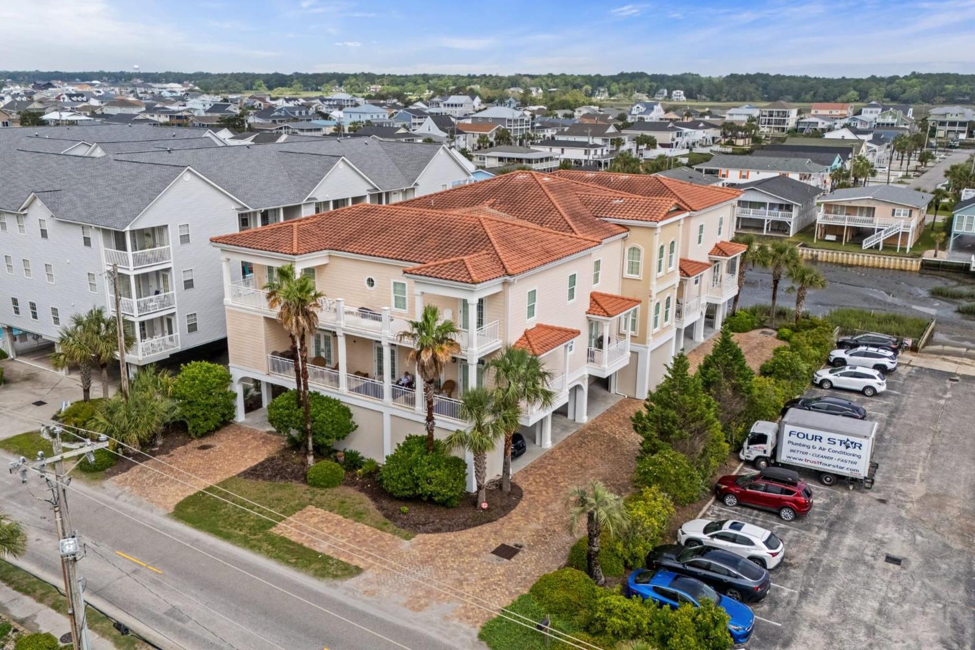 5 Bedrooms Oceanview Cherry Grove Holiday home *