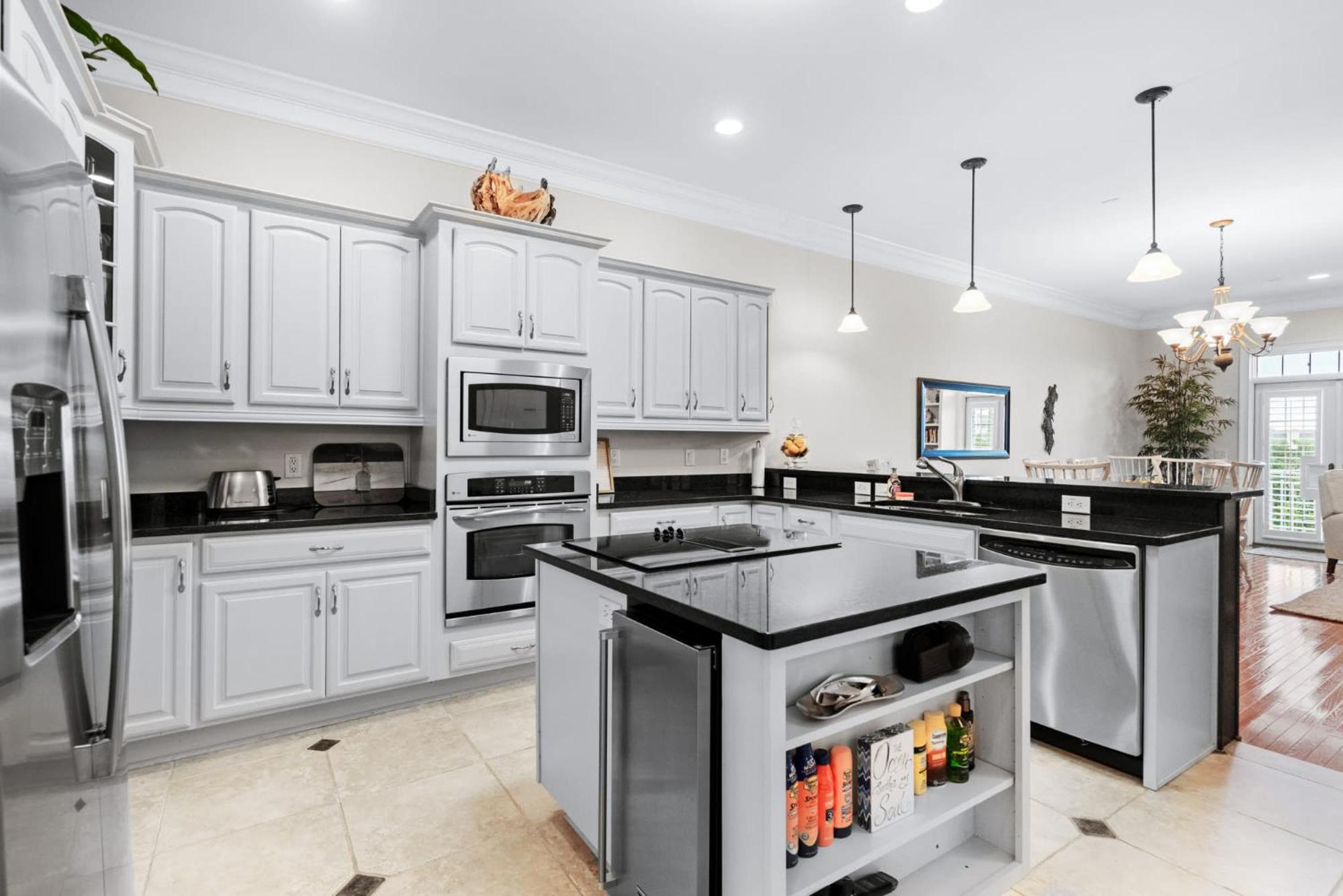 5 Bedrooms Oceanview Cherry Grove Holiday home Myrtle Beach