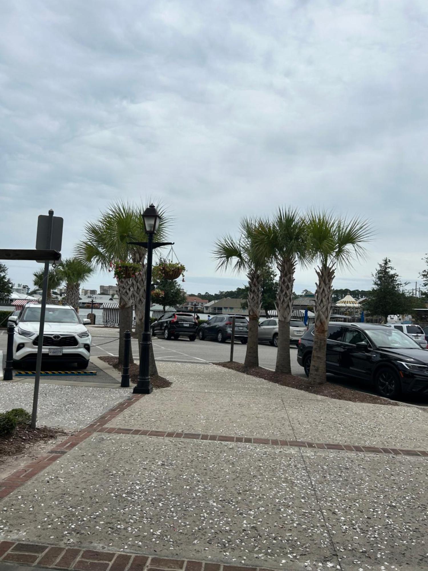 Private Beach, Amazing Pool, Tanger Outlet * Myrtle Beach