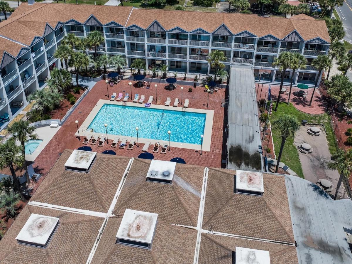 The Palms Paradise *