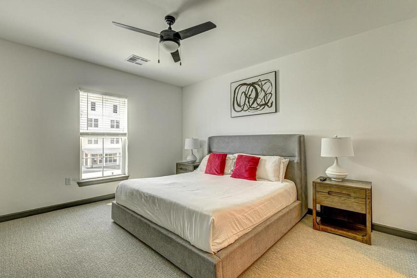 Landing At The Leo - 2 Bedrooms In Myrtle