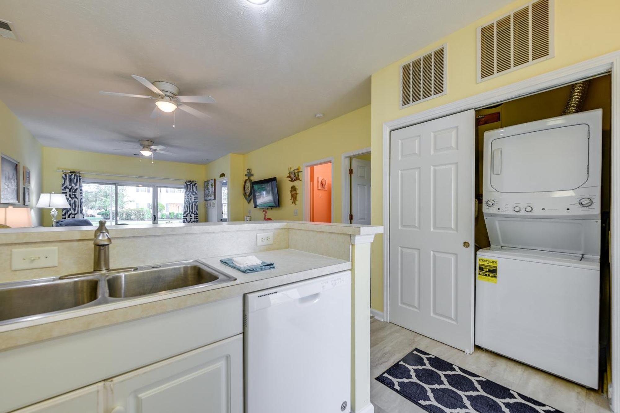Pool Access North Myrtle With Porch! Apartment