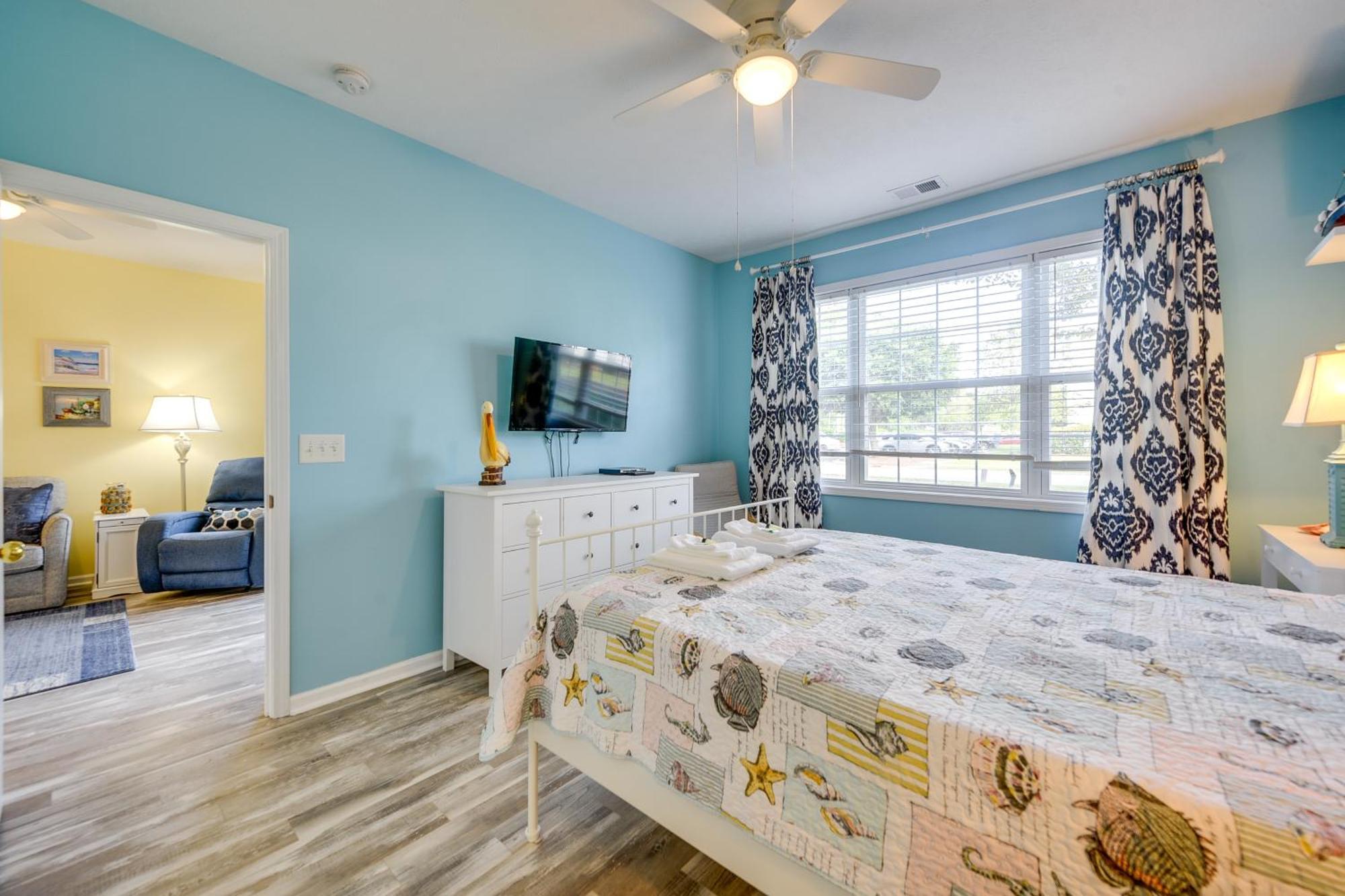 Pool Access North Myrtle With Porch!
