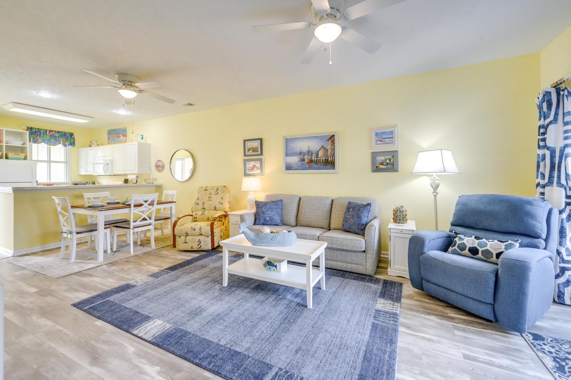 Pool Access North Myrtle With Porch! Apartment Myrtle Beach