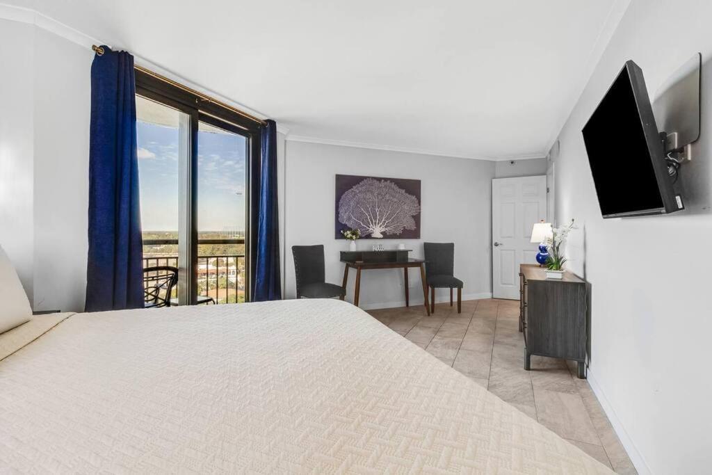 Apartment Remodeled Oceanview Suite, Small Dogs Ok 1738
