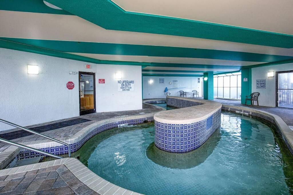 Enjoy Paradise Oceanfront Suite, Dogs Ok! 908 Apartment