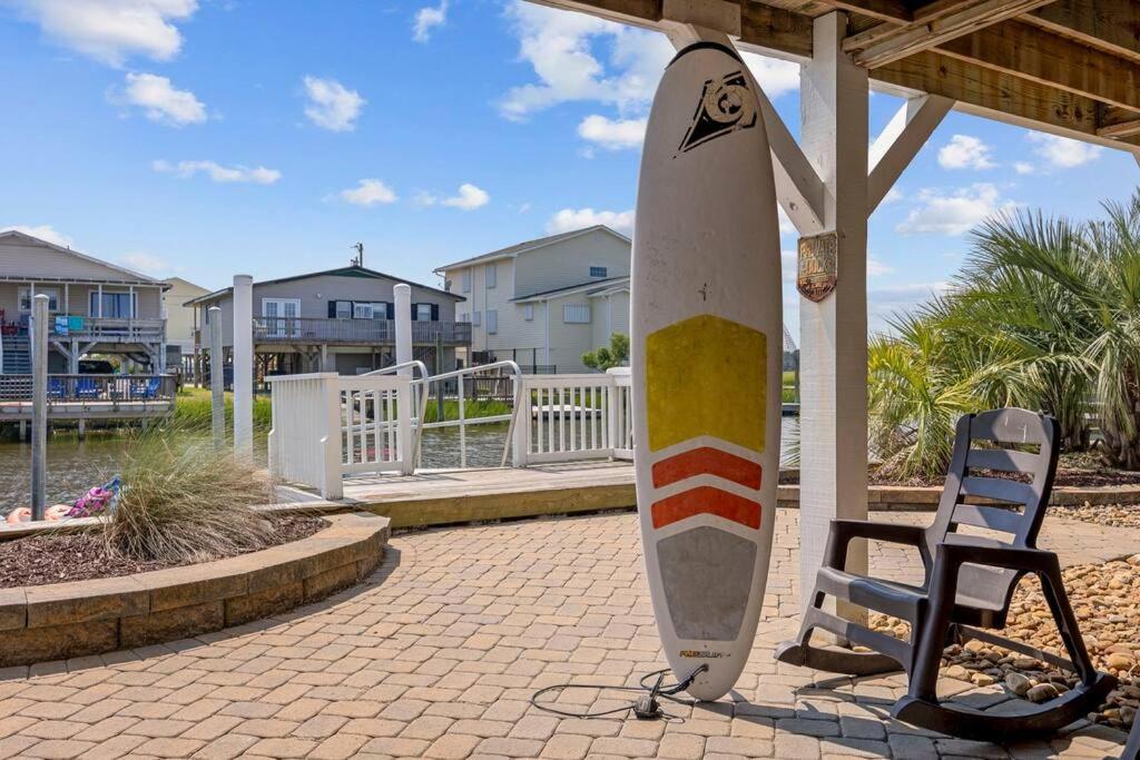 The Dock House-private Dock-two Blocks To * Myrtle Beach