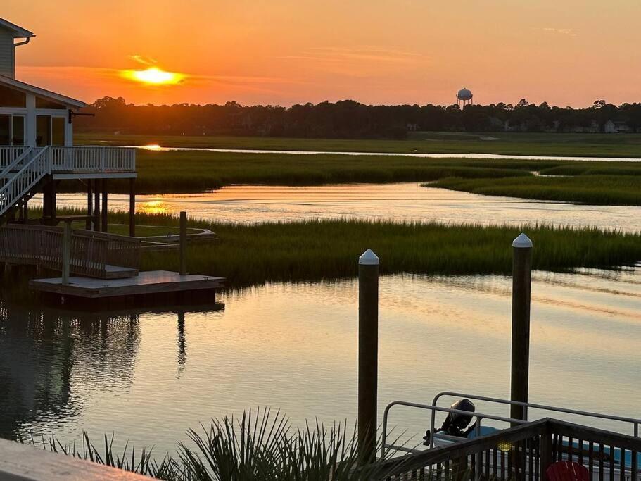 The Dock House-private Dock-two Blocks To Holiday home