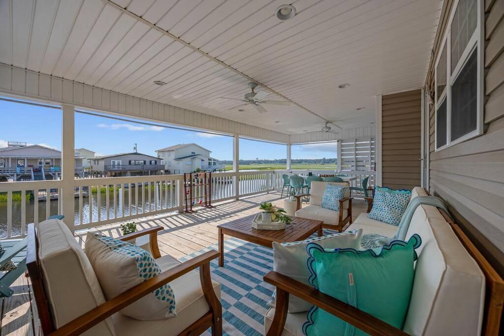 Holiday home The Dock House-private Dock-two Blocks To