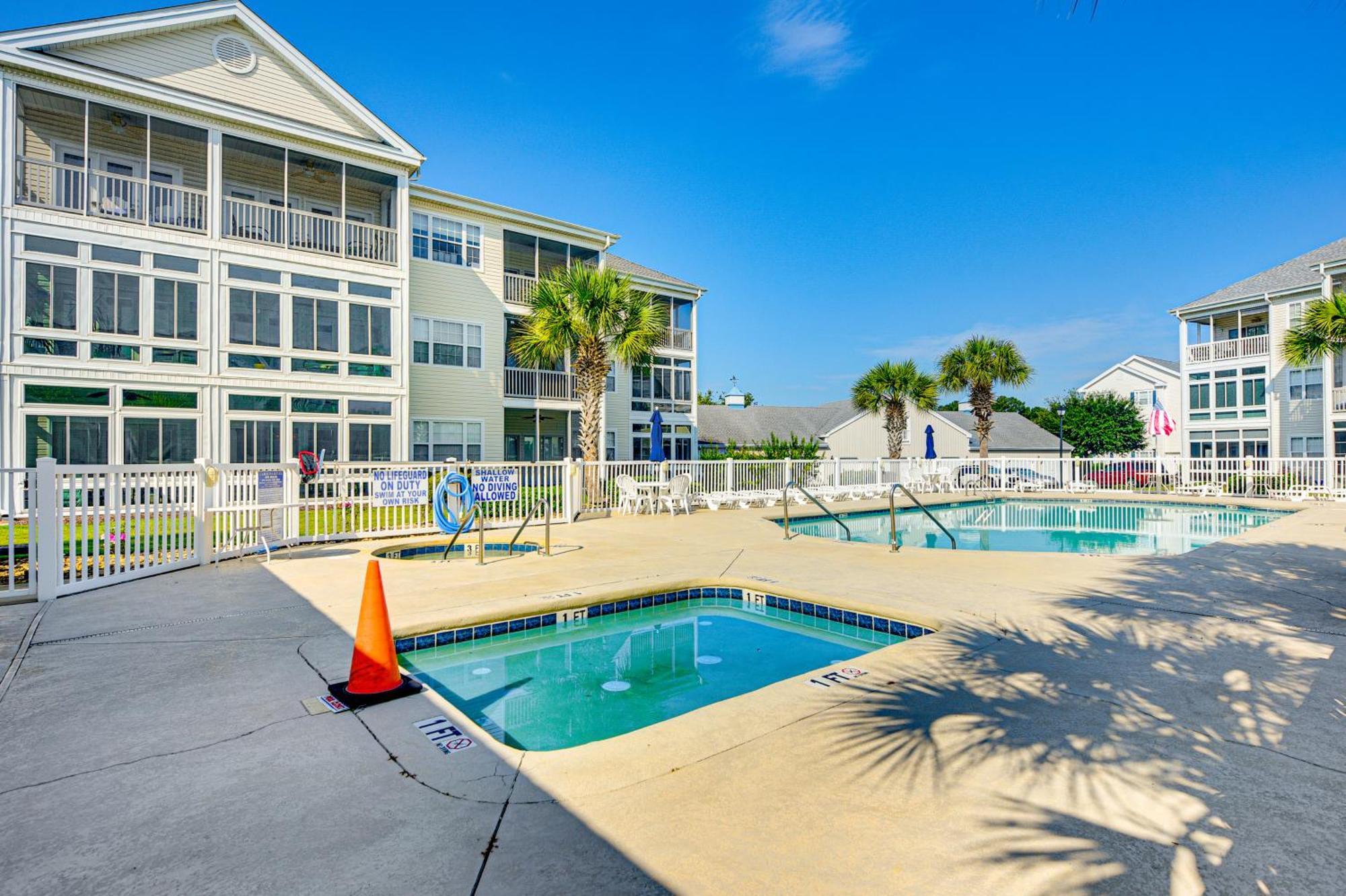 Pool Access North Myrtle With Porch! Apartment Myrtle Beach