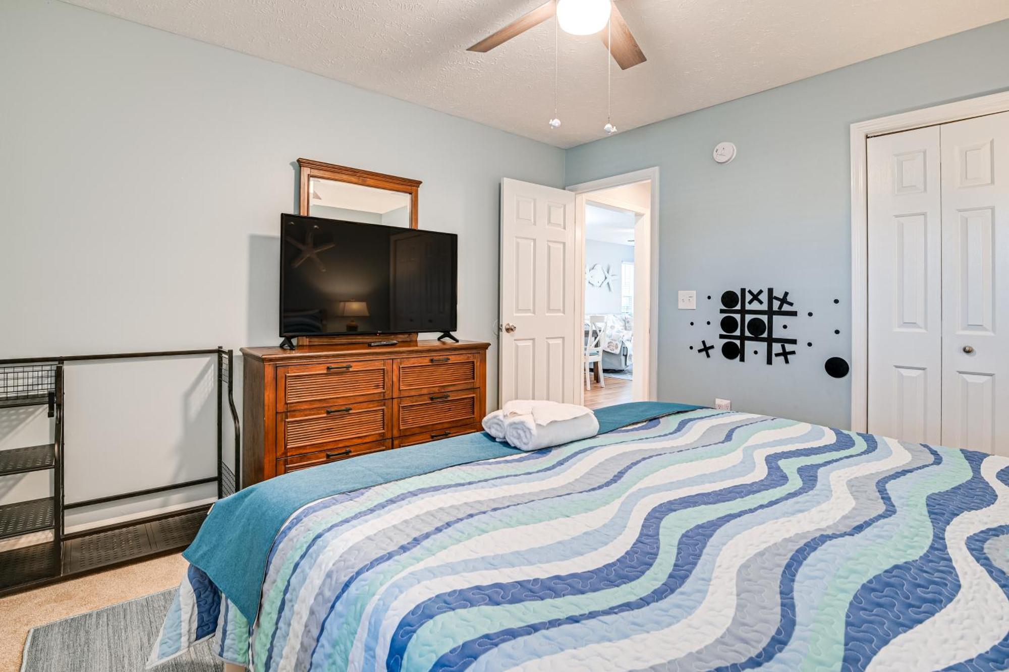 Apartment 1st-floor With Pool On Intracoastal Waterway! *