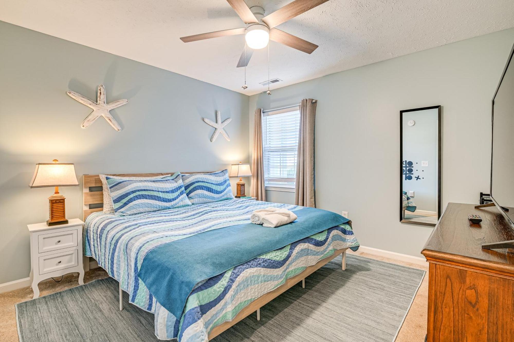 1st-floor With Pool On Intracoastal Waterway! *