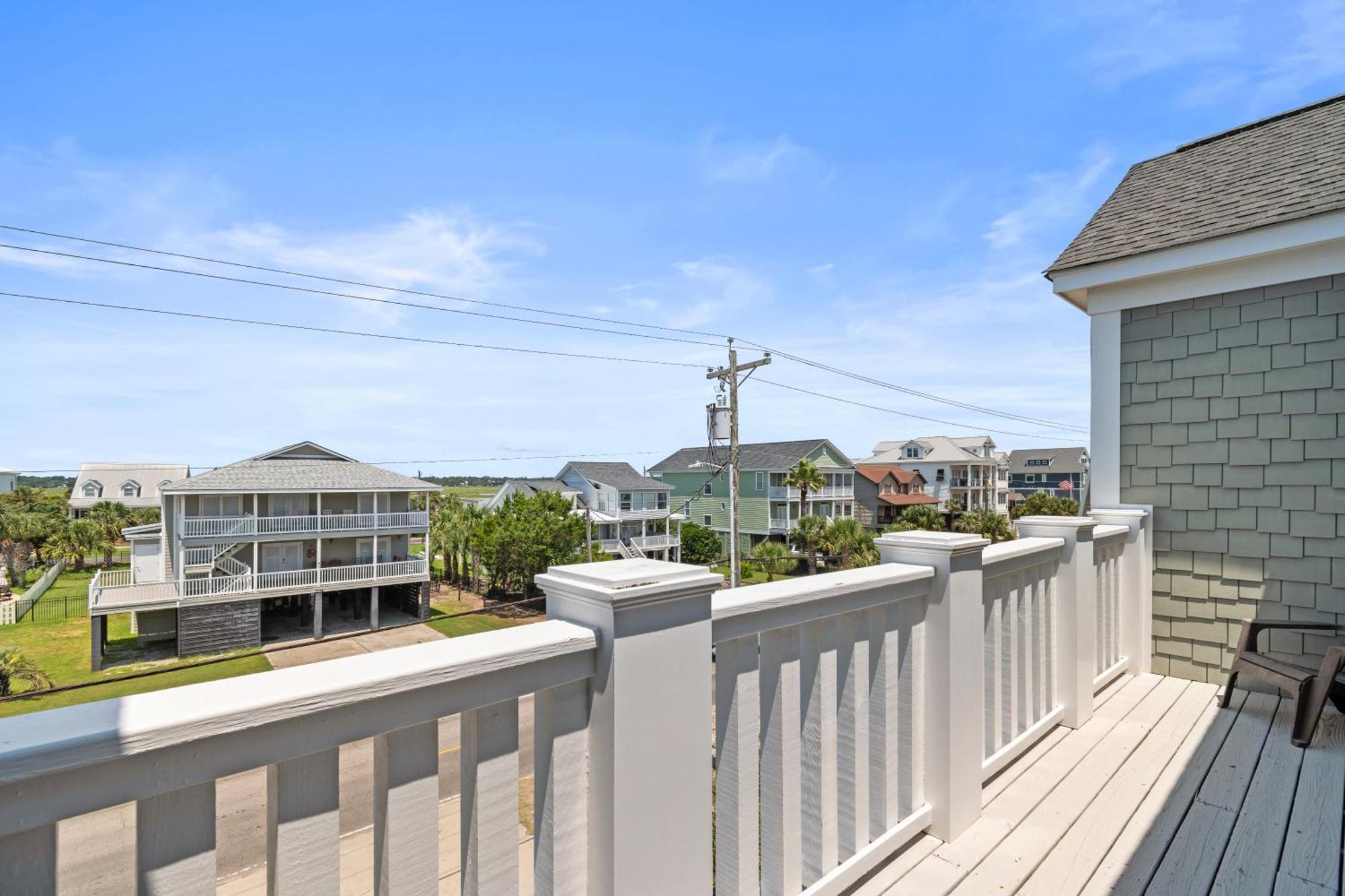 Holiday home Ocean Breeze - Ocean Front, 7 Bedroom
