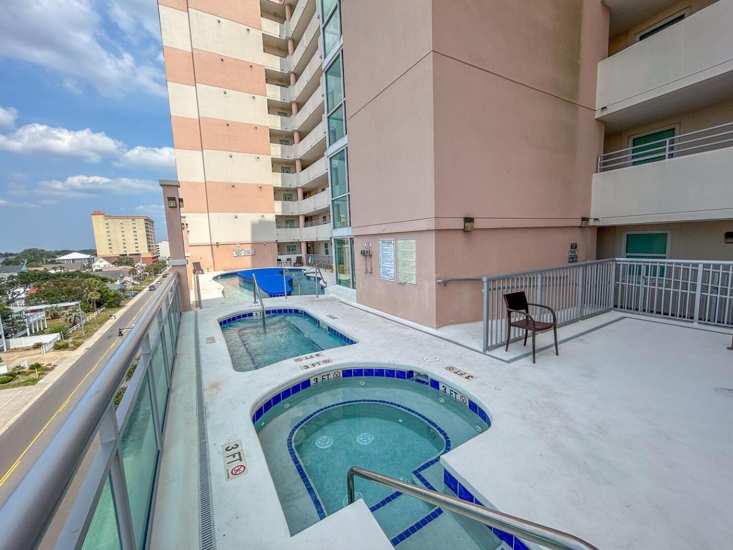 Crescent Keyes 1004 Apartment *