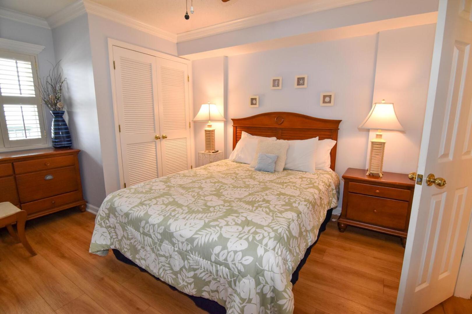 Ashworth 1707 * Myrtle Beach