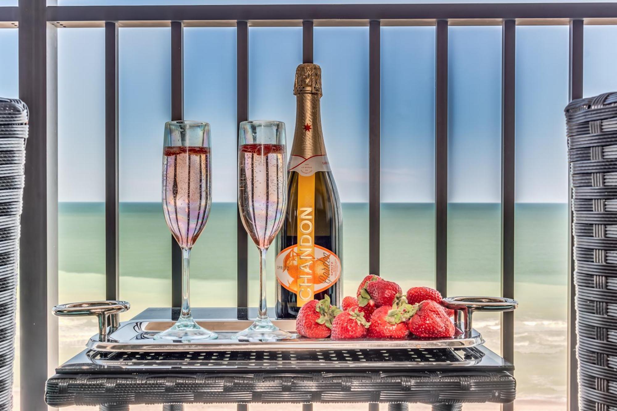 Enjoy Paradise Oceanfront Suite, Dogs Ok! 908 * Myrtle Beach